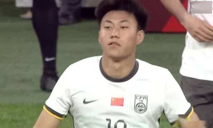 喜讯！落叶球世界波，U23国足1-0胜越南，1胜2平不败收官，无缘夺冠